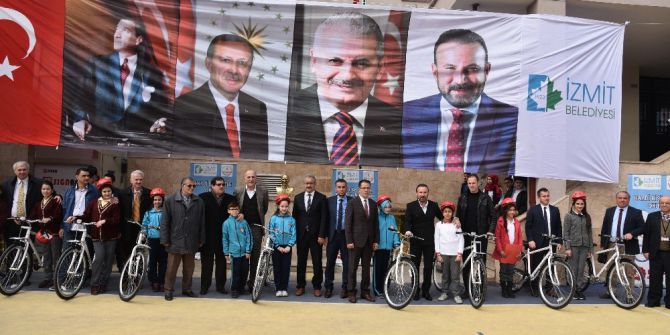 İzmit’te 395 Öğrenci Daha Bisikletine Kavuştu