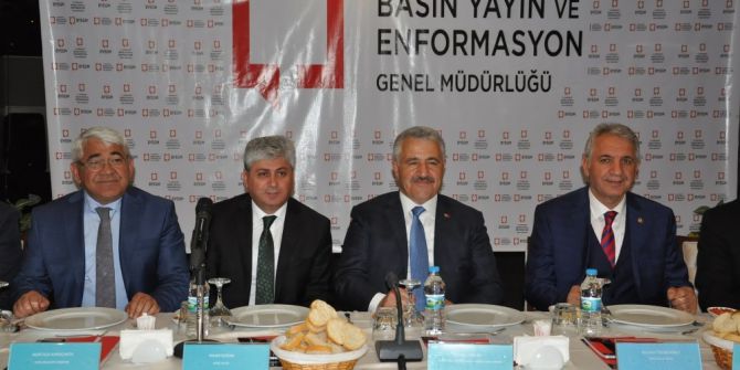 Bakan Arslan, Yerel Medya Buluşması’na Katıldı