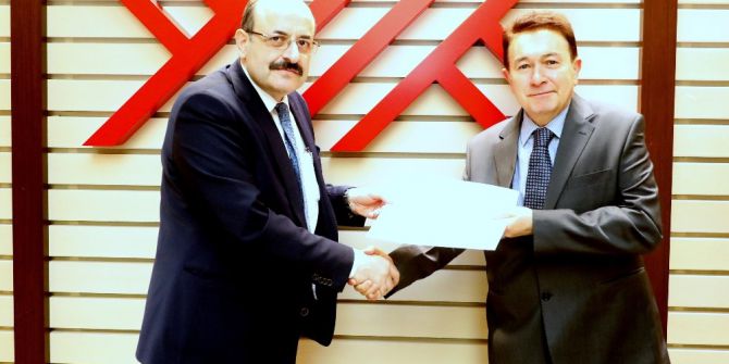 Rektör Sabuncuoğlu, Mazbatasını Yök Başkanı Saraç’dan Aldı