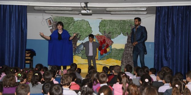 Orman Sevgisi Tiyatro İle Aşılanıyor