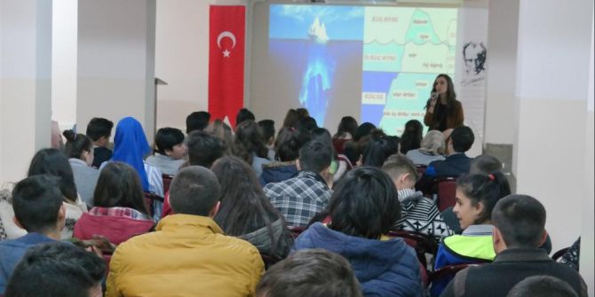 Kadın Danışma Merkezi, Ürgüp’te Gençlere Seminer Verdi