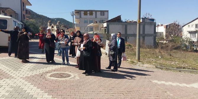 Osmaneli’nde Ak Partili Kadınlar Referandum Çalışmaları