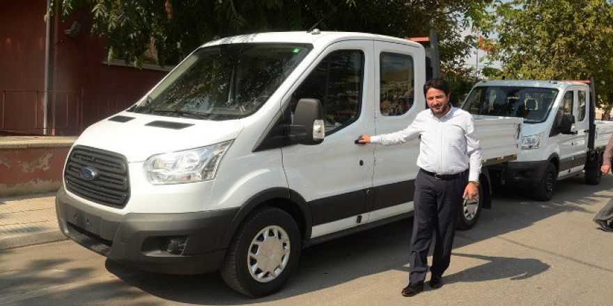 Seyitgazi Belediyesi’ne Yeni Araçlar