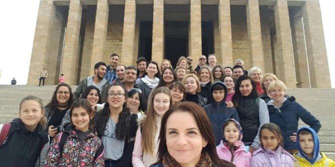 Manavgat’ta Yaşayan Yabancı Uyruklu Vatandaşlar Atatürk’ün Huzuruna Çıktı