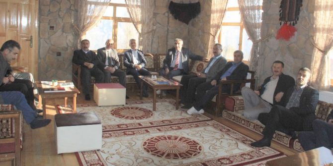 Chp’li Eski Başkan ‘Evet’ İçin Çalışıyor