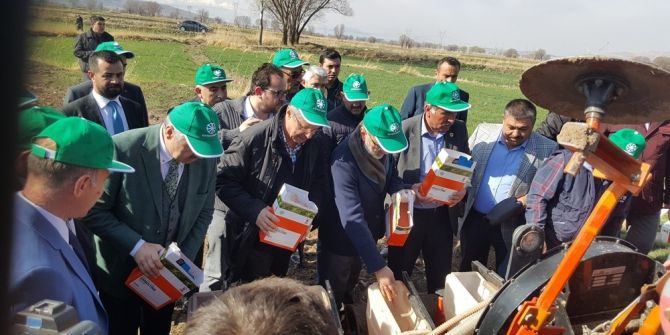 Milletvekili Yıldız Ve Başkan Çelik Şeker Pancarı Çiftçileri İle Bir Araya Geldi