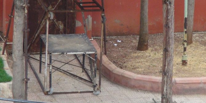 Cami Bahçesinde Üzerine İskele Düşen Çocuk Hayatını Kaybetti