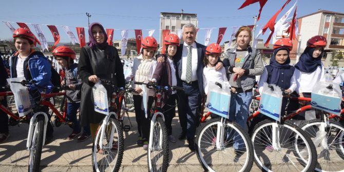 Körfez’de 622 Öğrenci Bisikletine Kavuştu