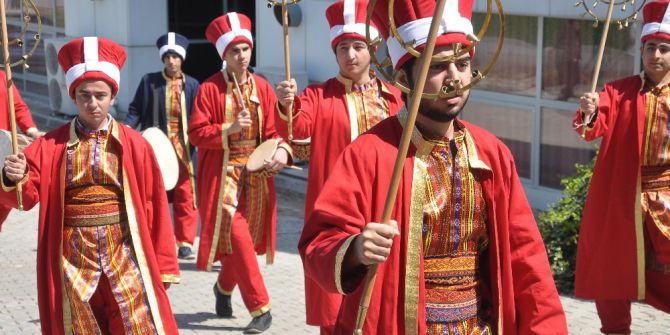 Okü Öğrencileri Mehter Takımı Kurdu