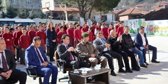 Her Kitap Bir Ağaç Projesi