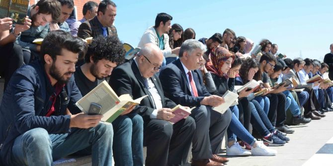 Adıyaman Üniversitesinde Kitap Okuma Etkinliği