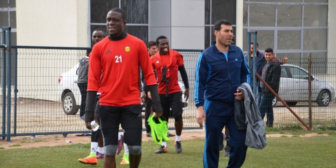 Evkur Yeni Malatyaspor’da Ayite’nin Sakatlığı Moralleri Bozdu