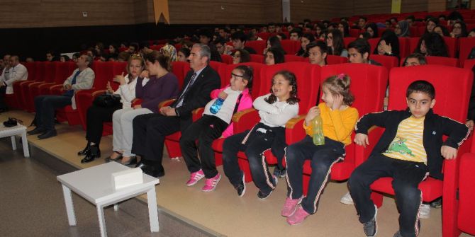 Elazığ’da Ygs’de İlk Bine Giren Öğrenciler Ödüllendirildi