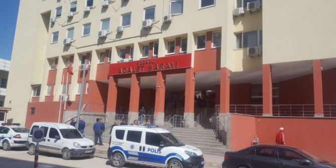 Kocaeli Adliyesine Hırsız Girdi