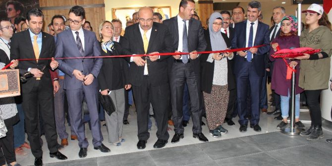 Elazığ’da ‘Tarım Ve İnsan’ Konulu Fotoğraf Sergisi Açıldı