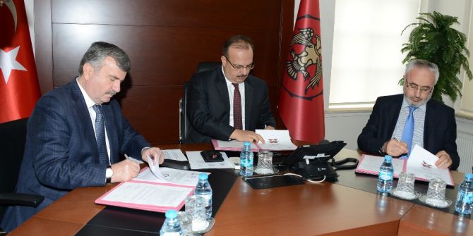 Kur’an’ı Öğrenip Anlamaya Katkı Sağlayacak Proje İmzalandı