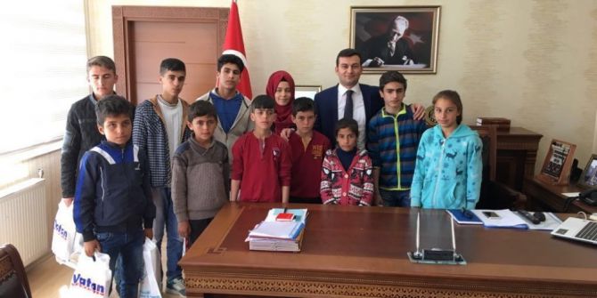 Hazro’da Satranç Turnuvası Ödül Töreni Düzenlendi