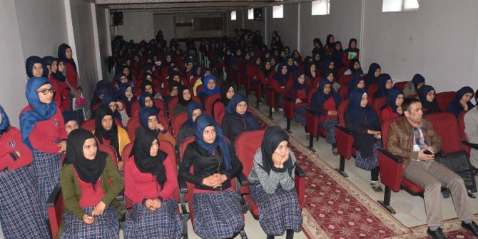 Siverek’te Kütüphane Haftası Etkinliği