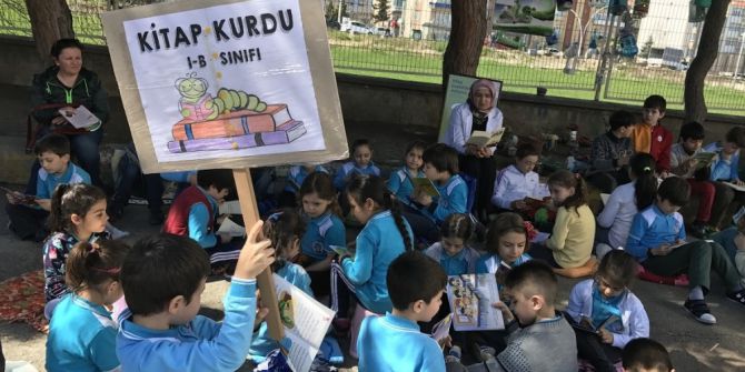’Kitap Kurdu’ Minikler