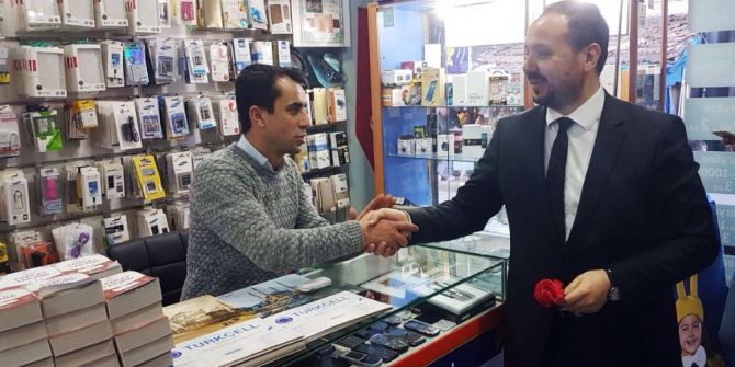 Ak Parti Beyoğlu İlçe Başkanı Muş, Esnafa Referandum Sürecini Anlattı