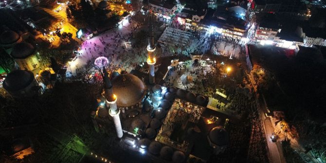 Eyüp Sultan’da Regaip Kandili Coşkusu