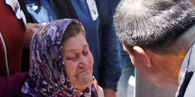 Şehit Astsubay Ömer Halisdemir’in Annesi Vefat Etti