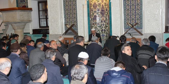 Denizli’de Regaip Kandili Dualarla İhya Edildi