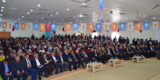 Adilcevaz’da Referandum Bilgilendirme Toplantısı