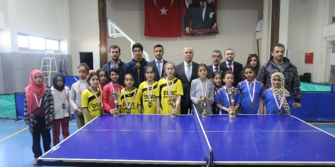 Küçüklerde Masa Tenisinin Şampiyonları Belli Oldu
