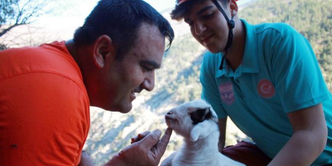 Yavru Keçi İçin Kurtarma Ekipleri Seferber Oldu