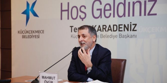 Gazeteci-yazar Mahmut Övür Yeni Anayasa’yı Anlattı