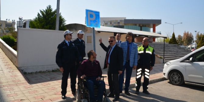 Aliağa’da Engelli Sürücülere Özel Park Yeri