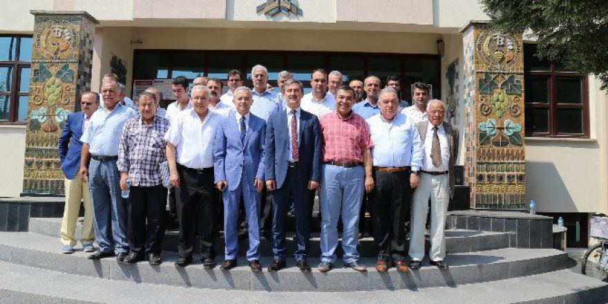 Turgutlu’nun İz Bırakanları Kitaplaştırıldı