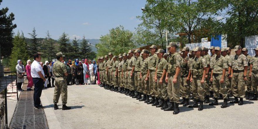 Başkan Bakıcı’dan Askerlere Ziyaret