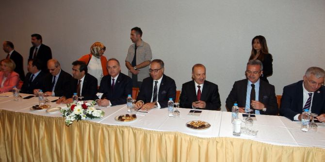 Bakan Özlü, Osb Başkanları İle Buluştu