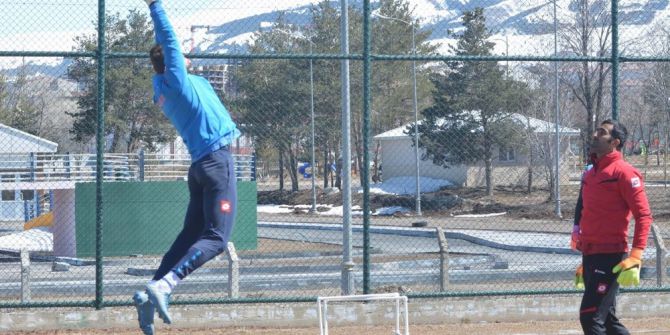 B.b.erzurumspor’da Anadolu Üsküdar Mesaisi Devam Ediyor