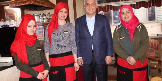 Ak Parti Milletvekili Adnan Günnar, Referandum Çalışmalarını Of İlçesinde Sürdürdü