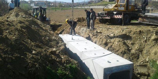 Yaya Ve Araç Geçişleri Güvenli Hale Getirildi