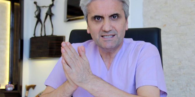 Dr. Akbaş: "Büyük Memeli Erkekler Evlenmekten Çekiniyor"