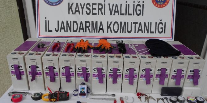 Baz İstasyonlarından Akü Çalan Zanlı Yakalandı