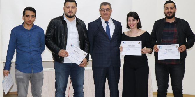 Toros Üniversitesi’nde Girişimcilik Kursuna Katılan Öğrenciler Sertifikalarını Aldı