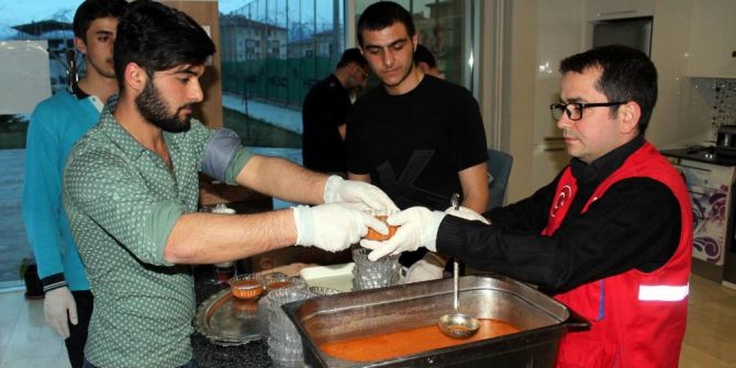 Gençlik Merkezi’nde Regaip Kandili Kutlama Programı Düzenlendi