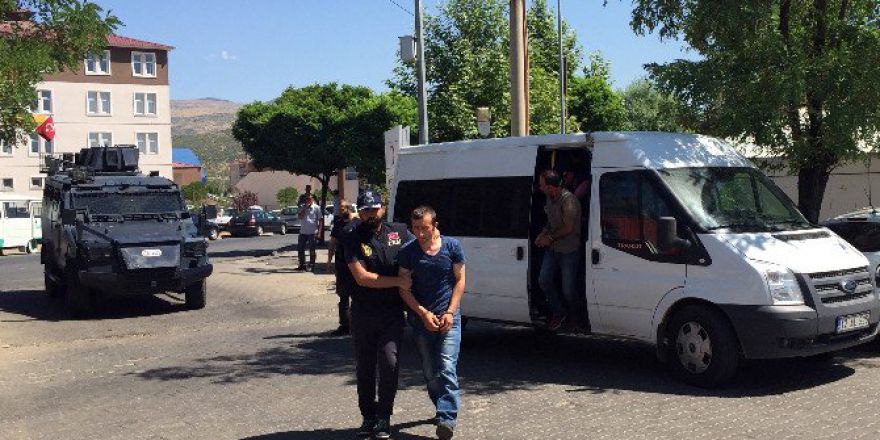 2 Terörist Tutuklandı