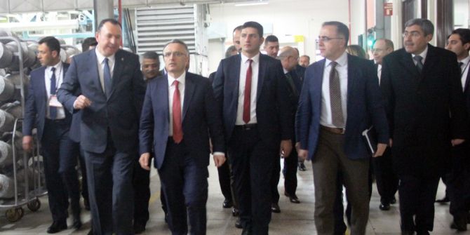 Bakan Ağbal Fabrika İşçileriyle Buluştu
