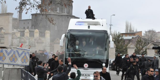 Başbakan Binali Yıldırım’a Kars’ta Sevgi Seli