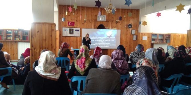 Van’da ‘Evlilik Öncesi Ve Evlilik’ Konulu Seminer