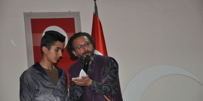 Yazar Sinan Yağmur Öğrencilerle Buluştu