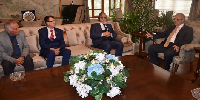 Vali Güvençer, Erbakan Vakfı Ve Tarım İşçileri Taşıyıcılar Derneğini Ağırladı