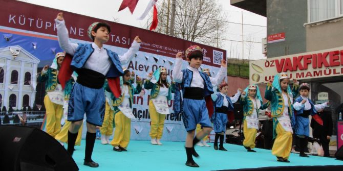 Beyoğlu Yeni Kütüphanesine Kavuştu