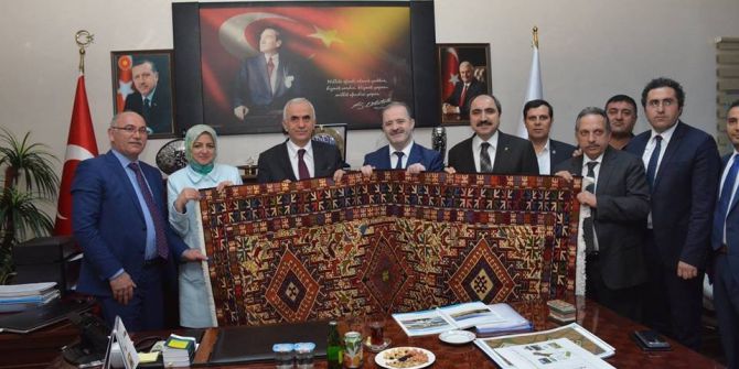 Ak Parti’li Kaya’dan Başkan Özgökçe’ye Övgü